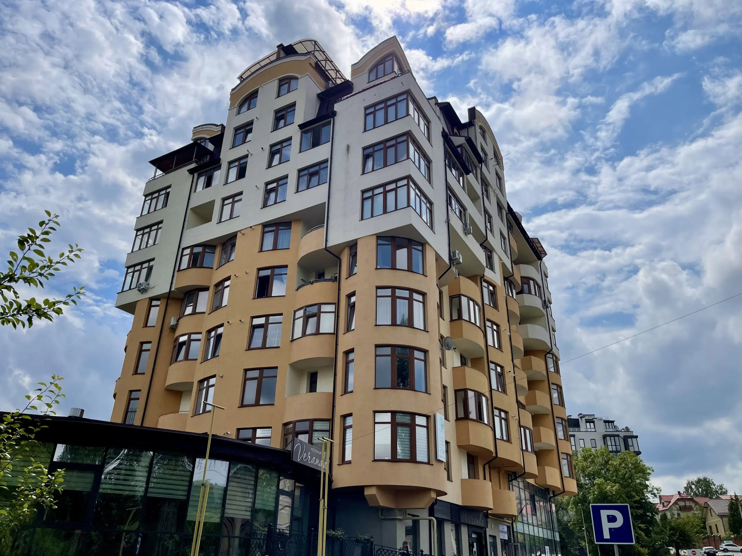 Фото ЖК вул. Роксолани,16