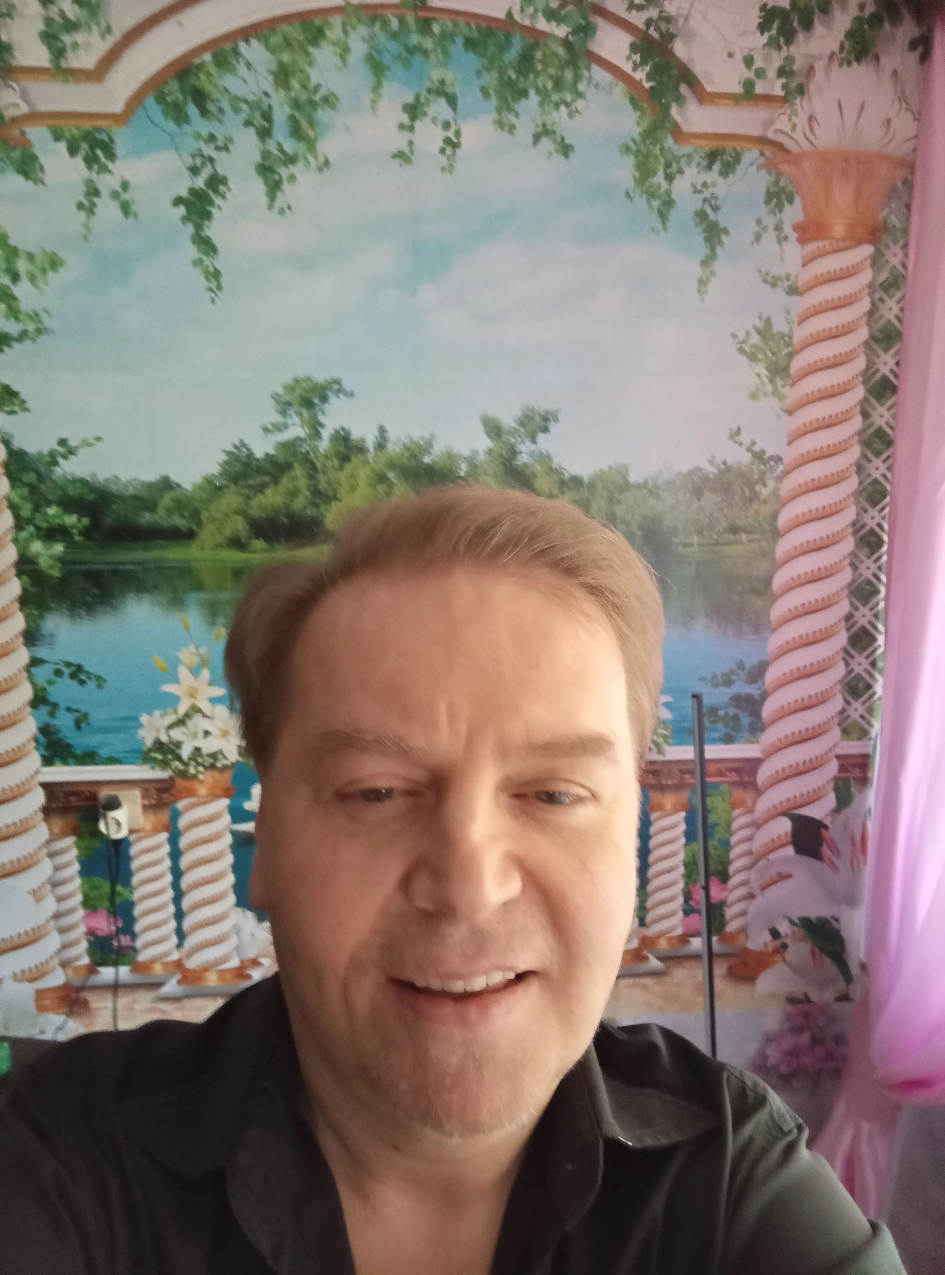 Артур Юрійович 