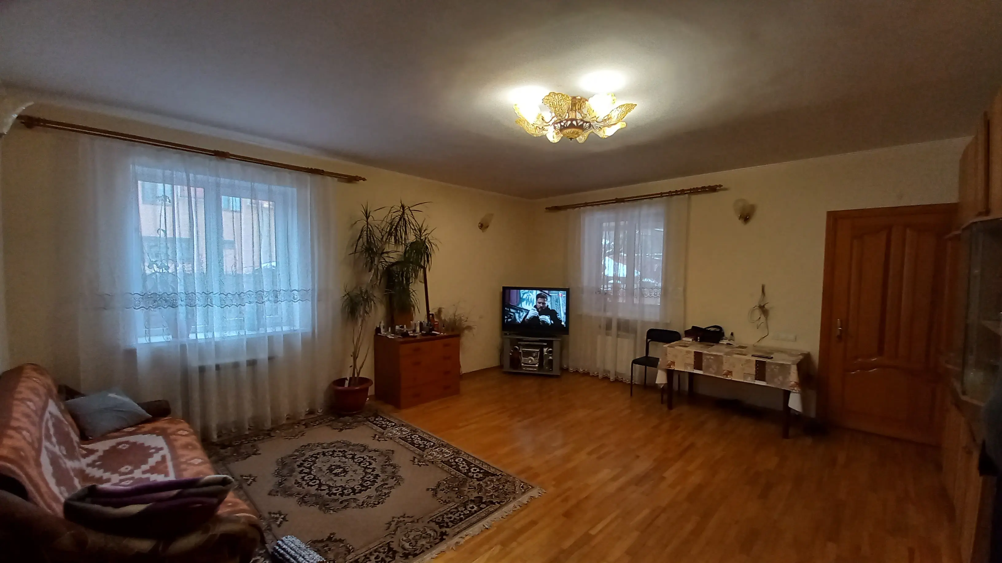 Фото Продаю дом, 300 кв. м, Старі Петрівці, цена: 165000 $, код 79