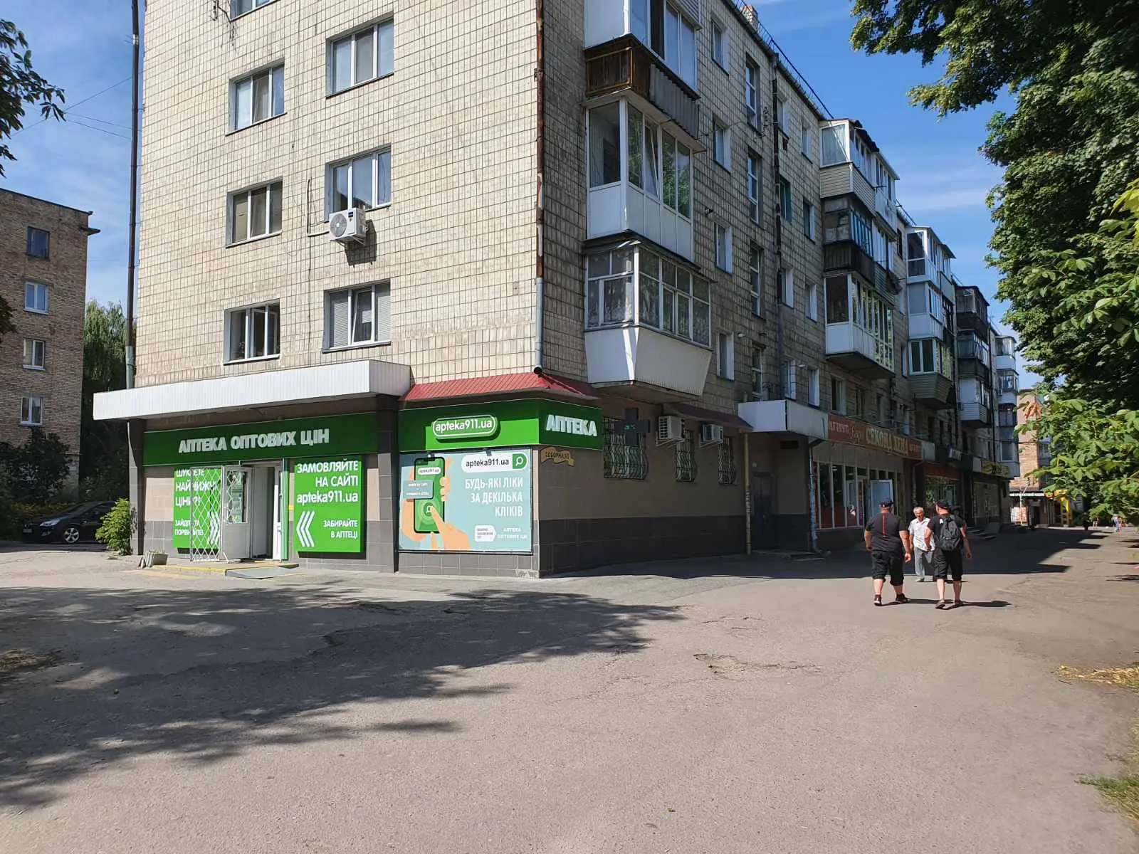 Фото Rent a retail space, Soborna Street 63 Fastiv for long-term rent, price: 45000 UAH, code 157