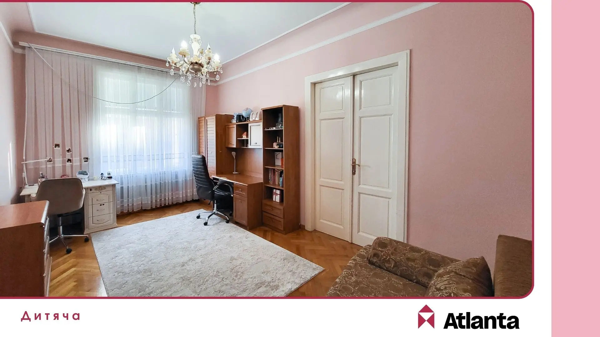 Фото Selling a 3-room apartment, 92 sq.m., Bohdana Khmelnytskoho Street 46 Chernivtsi, price: 90000 $, code 208