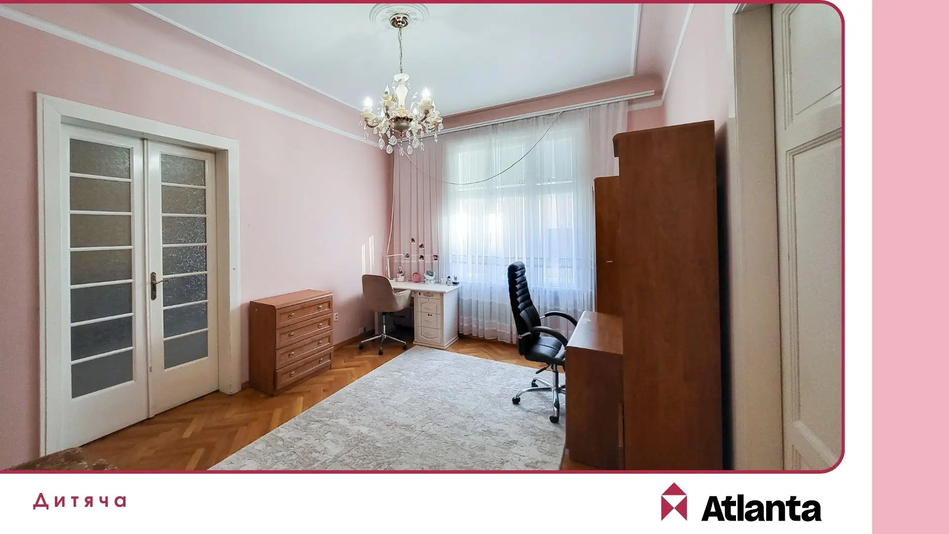 Фото Selling a 3-room apartment, 92 sq.m., Bohdana Khmelnytskoho Street 46 Chernivtsi, price: 90000 $, code 208