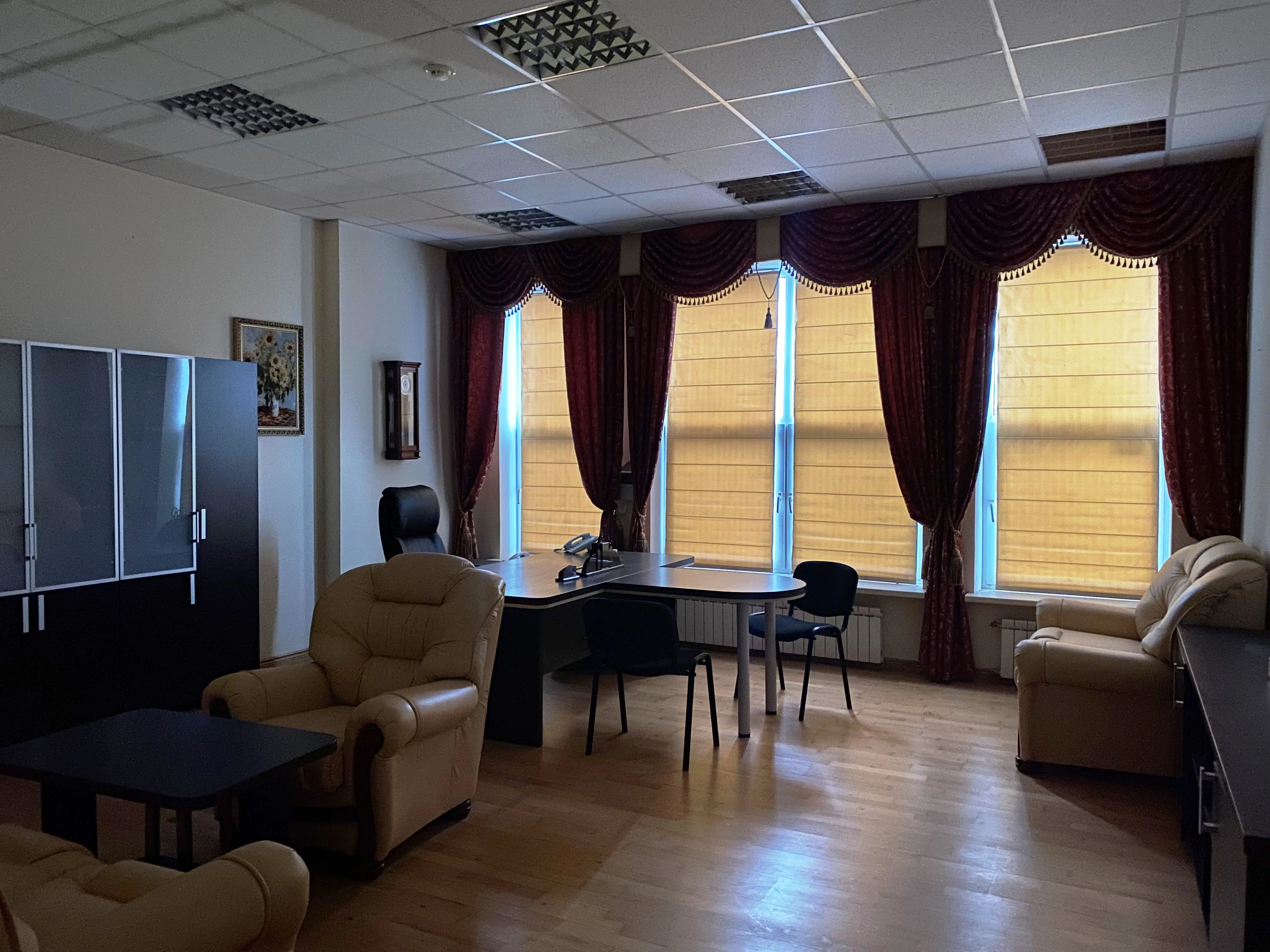 Фото Selling an office, 143 sq.m., Kadetskyi Hai Street 6 Kyiv, price: 193500 $, code 230