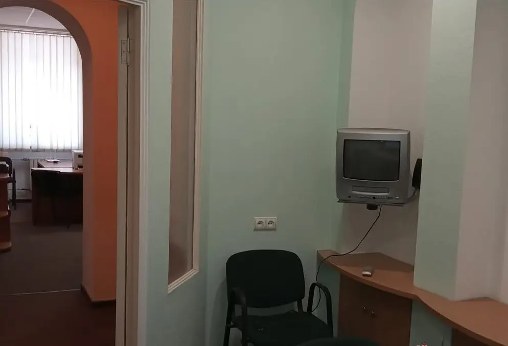 Фото Арендовать офис, Гоголя ул. 27а Днепр в долгосрочную аренду, цена: 15800 UAH, код 231