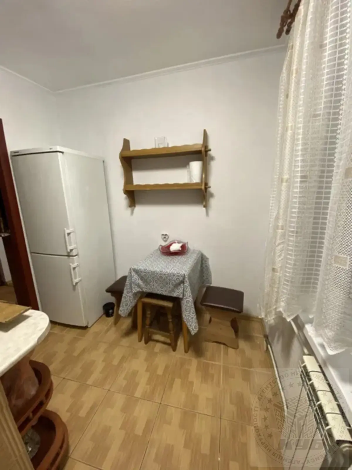 Фото Продаю 1 кімнатну квартиру, 28 кв. м, Симиренка вул.  Київ, ціна: 40000 $, код 286