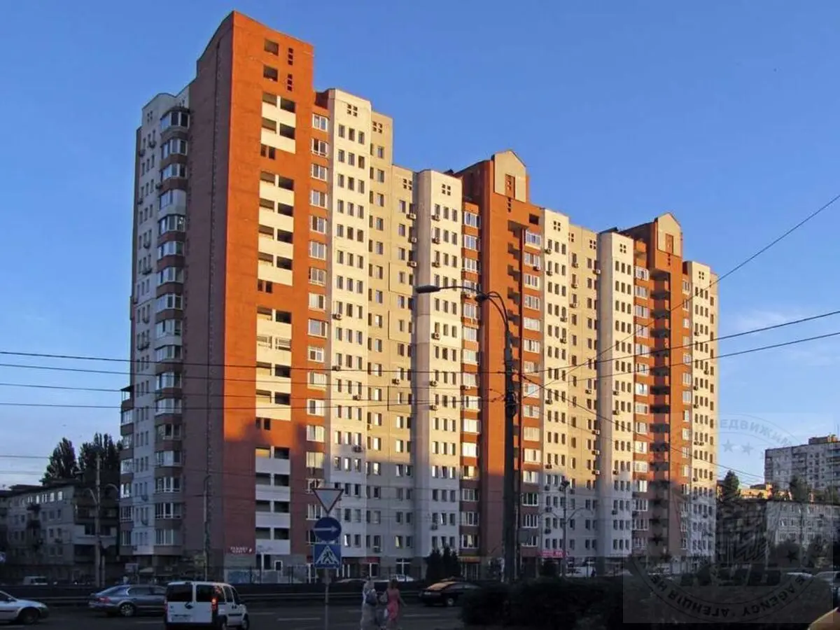 Фото Продаю 2 кімнатну квартиру, 77 кв. м, Леся Курбаса просп. 5в Київ, ціна: 140000 $, код 287