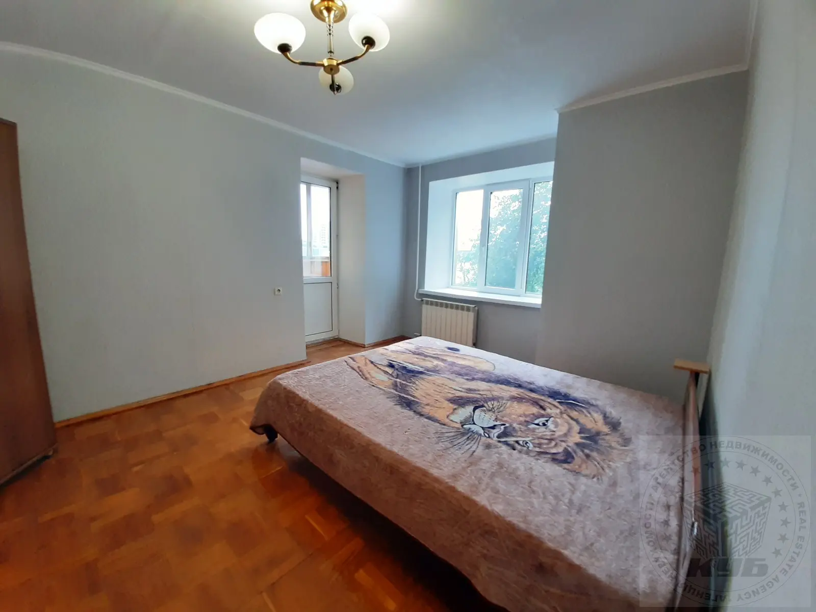 Фото Продаю 2 кімнатну квартиру, 60 кв. м, Симиренка вул. 1г Київ, ціна: 75000 $, код 290