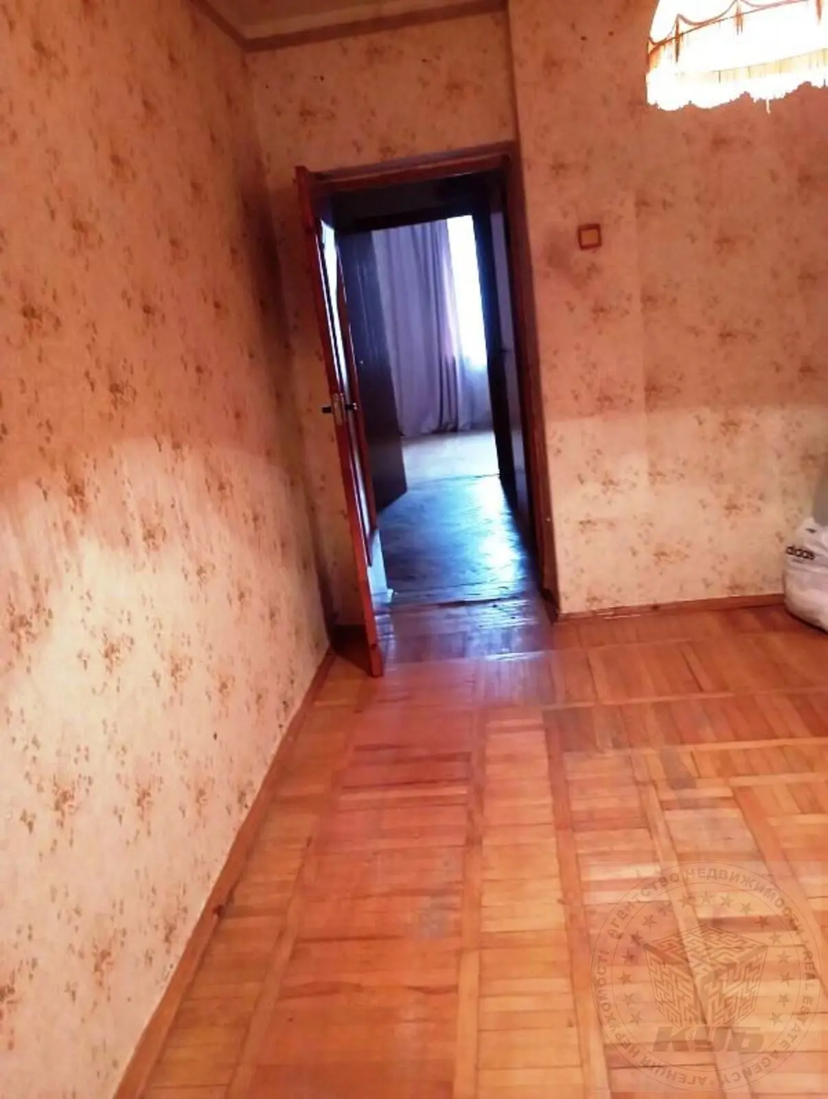 Фото Продаю 3 кімнатну квартиру, 69 кв. м, Депутатська вул. 6 Київ, ціна: 67000 $, код 292