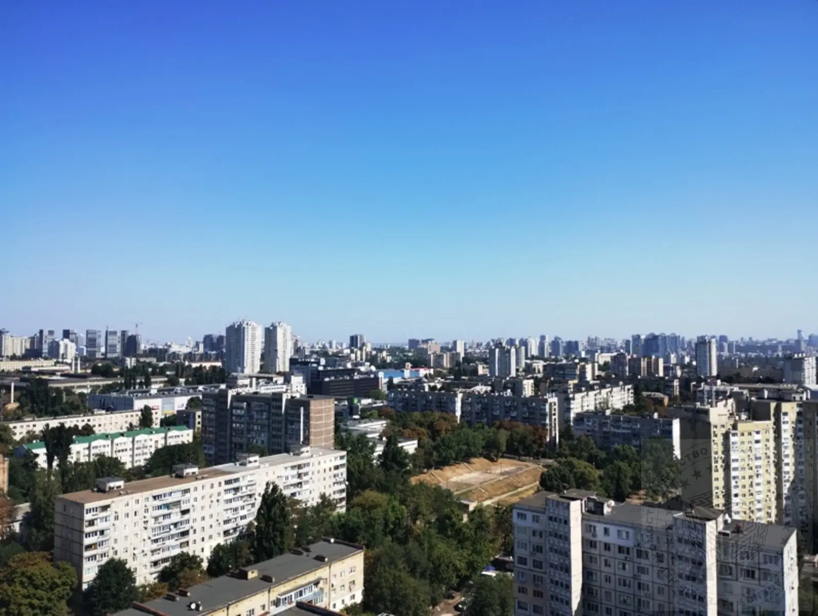 Фото Продаю 2 кімнатну квартиру, 72 кв. м, Гарматна вул. 31а Київ, ціна: 103000 $, код 303