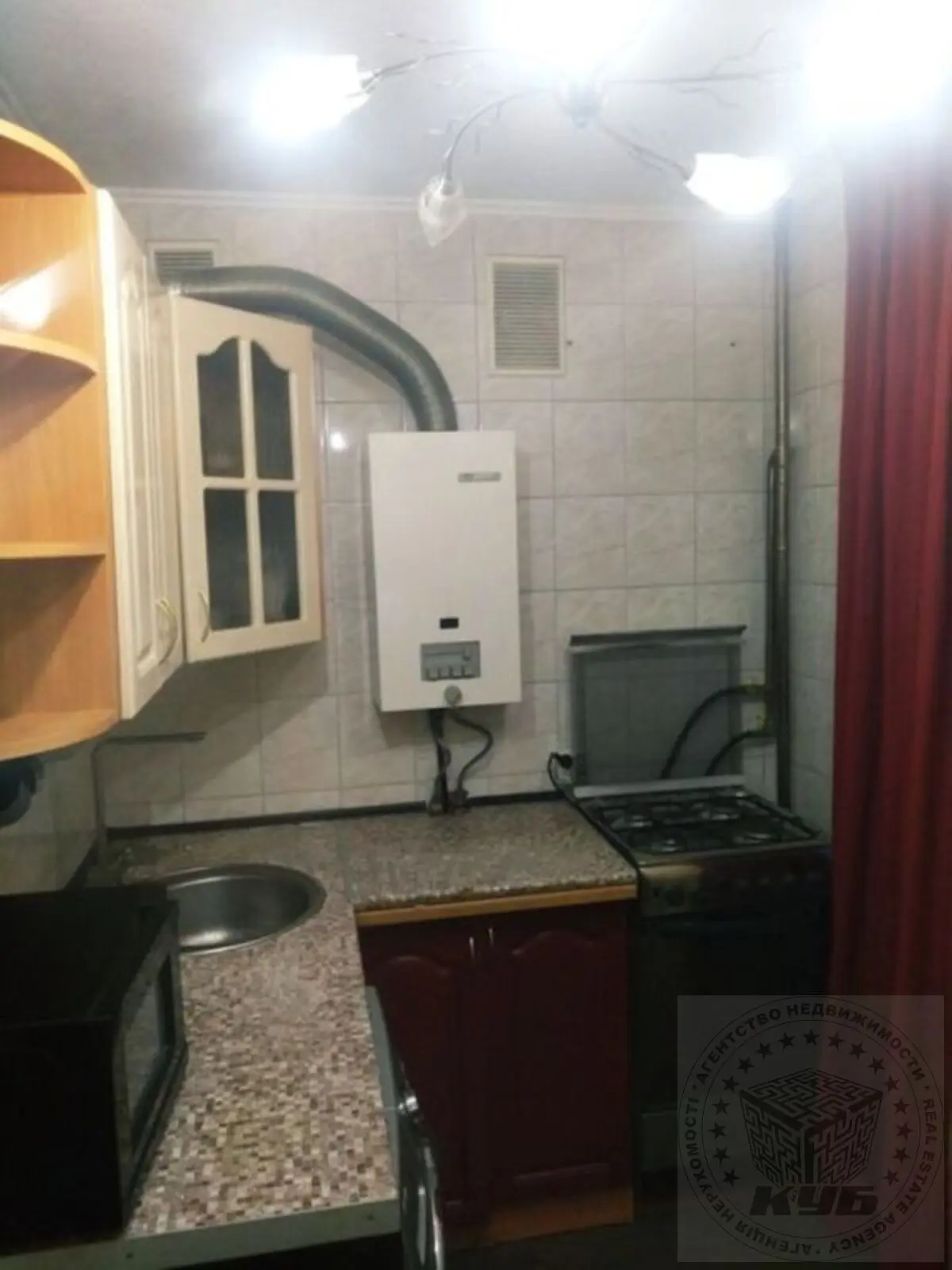 Фото Продаю 1 кімнатну квартиру, 35 кв. м, Перемоги вул. 9 Київ, ціна: 58000 $, код 332