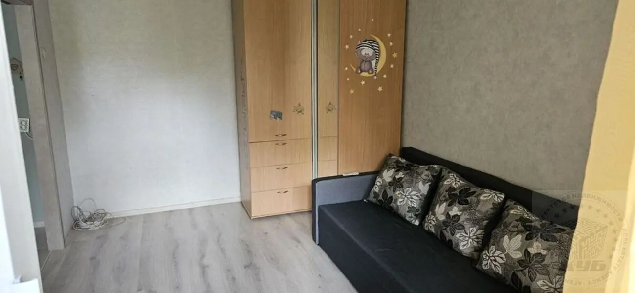 Фото Продаю 1 кімнатну квартиру, 27 кв. м, Симиренка вул. 7б Київ, ціна: 40500 $, код 333