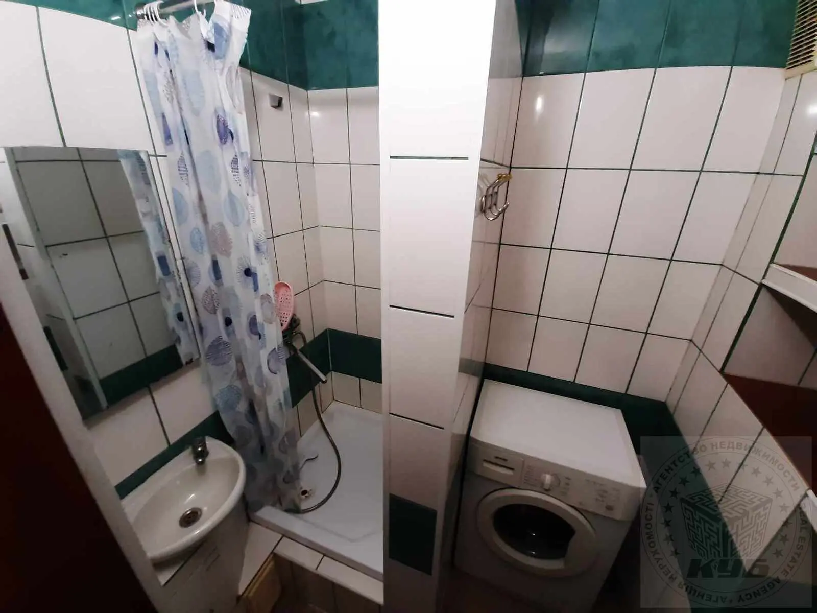 Фото Продаю 1 кімнатну квартиру, 22 кв. м, Верховинна вул. 81 Київ, ціна: 28000 $, код 341