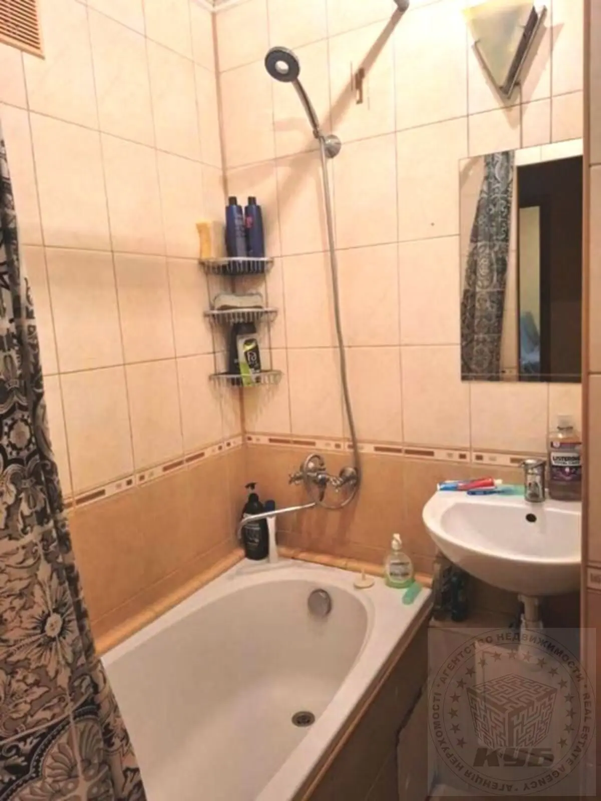 Фото Продаю 2 кімнатну квартиру, 46 кв. м, Гарматна вул. 38 Київ, ціна: 58000 $, код 356