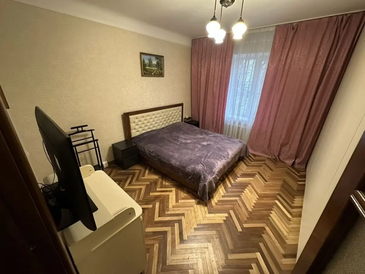 Фото Selling a 2-room apartment, 60 sq.m., Donetska Street  Kyiv, price: 119000 $, code 432