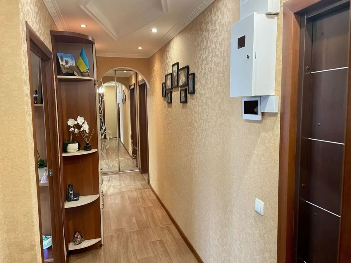 Фото Selling a 3-room apartment, 67 sq.m., Kompozytora Liatoshynskoho Street 18 Kyiv, price: 97000 $, code 444