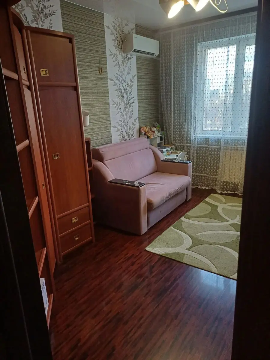 Фото Selling a 3-room apartment, 71 sq.m., Akademika Hlushkova Avenue 43 Kyiv, price: 99000 $, code 457