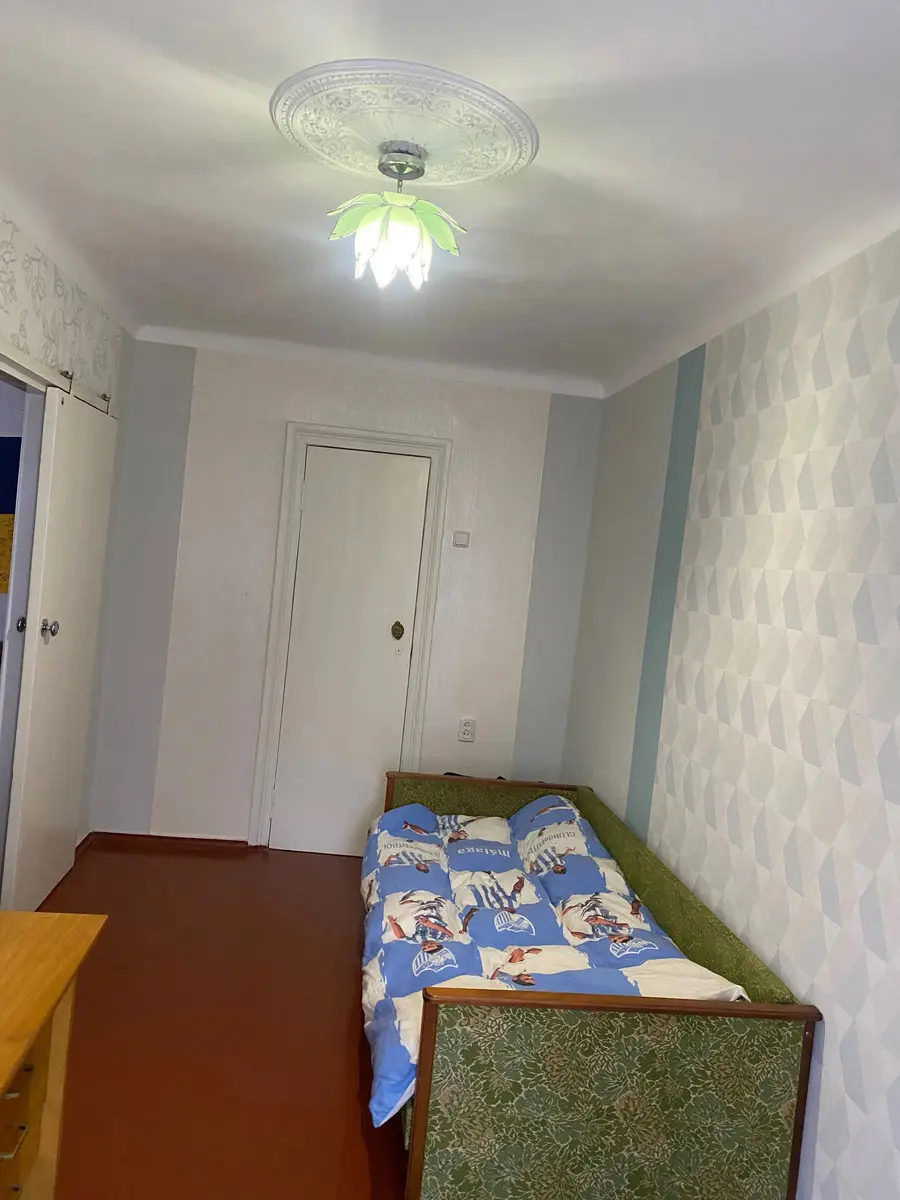 Фото Selling a 2-room apartment, 42 sq.m., Vidradnyi Avenue 10 Kyiv, price: 60000 $, code 459