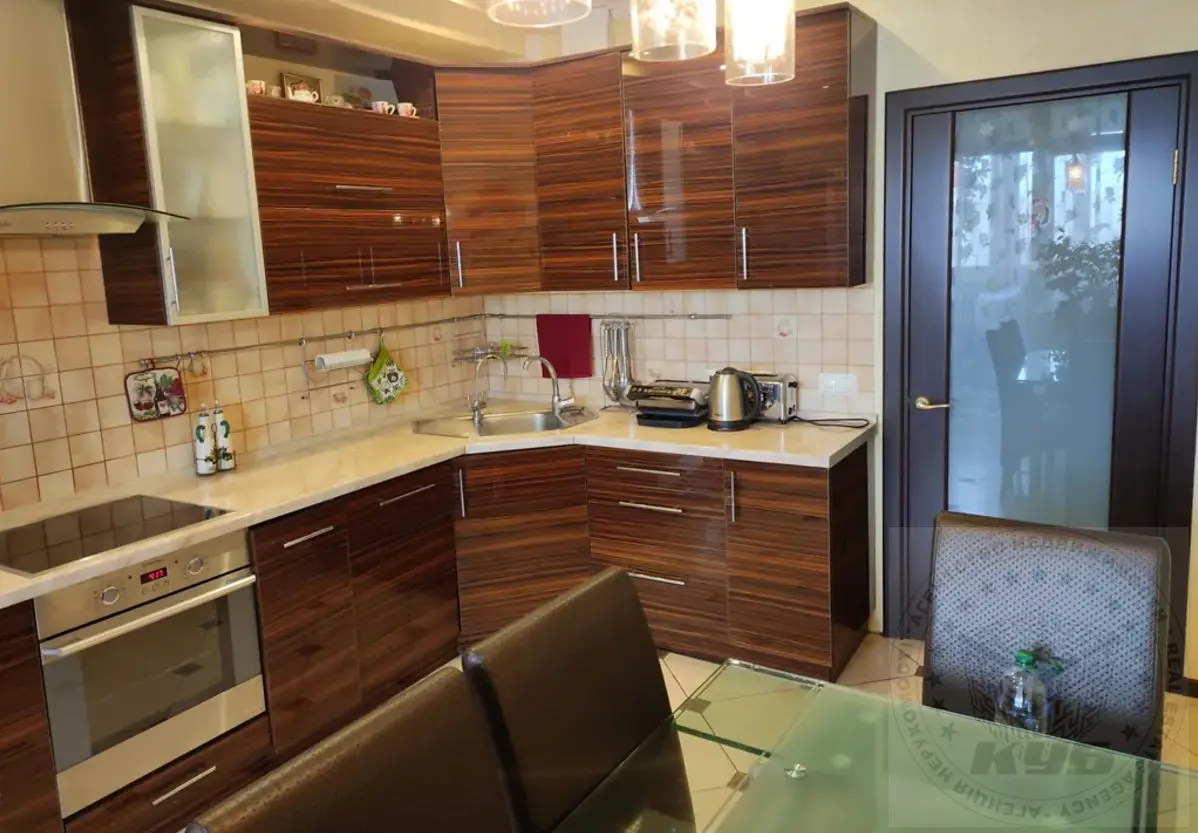 Фото Selling a 3-room apartment, 115 sq.m., Mykoly Ushakova Street  Kyiv, price: 170000 $, code 496