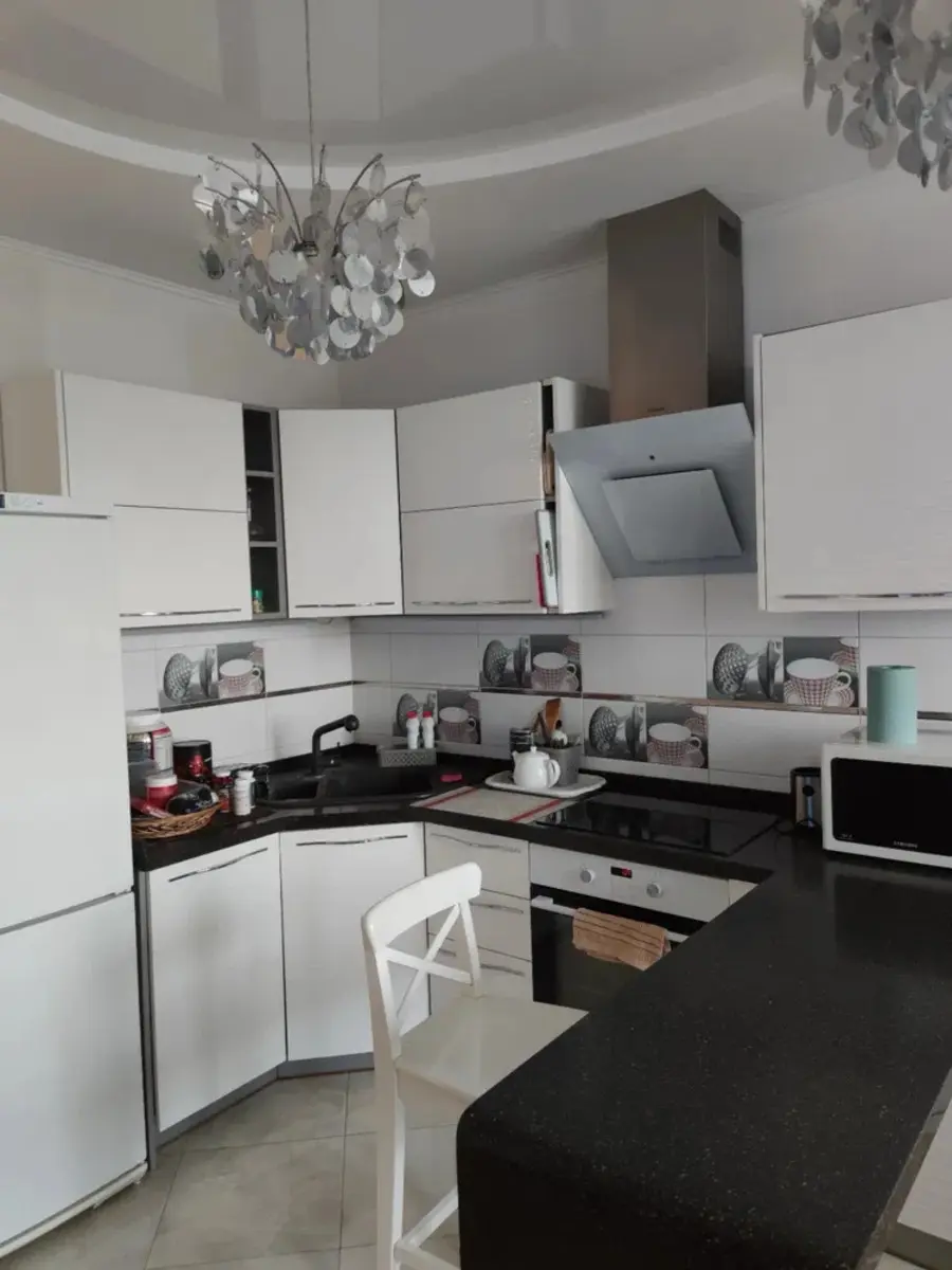 Фото Selling a 1-room apartment, 56 sq.m., Holosiivska Street 13а Kyiv, price: 108000 $, code 505