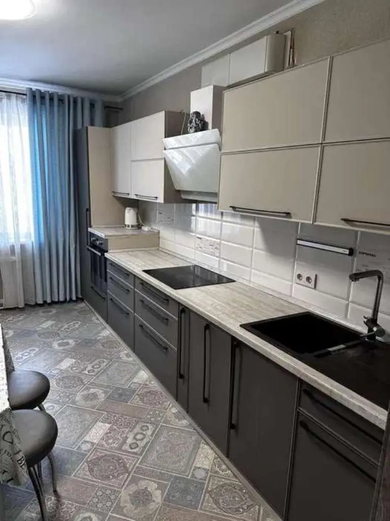 Фото Rent a 3-room apartment, Radunska Street 9б Kyiv for long-term rent, price: 18000 UAH, code 563