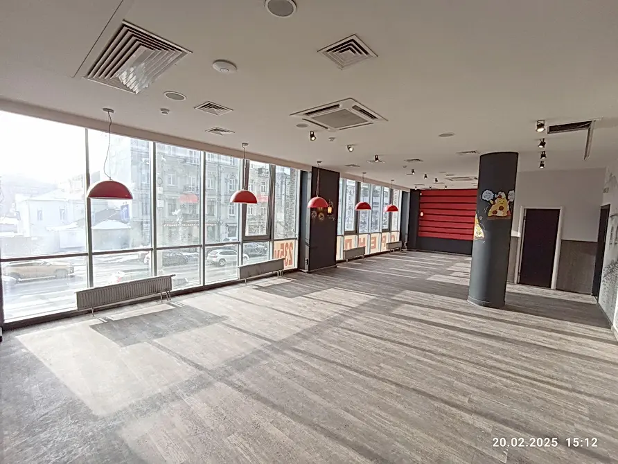 Фото Rent a retail space, Saksahanskoho Street 120 Kyiv for long-term rent, price: 2400 $, code 579