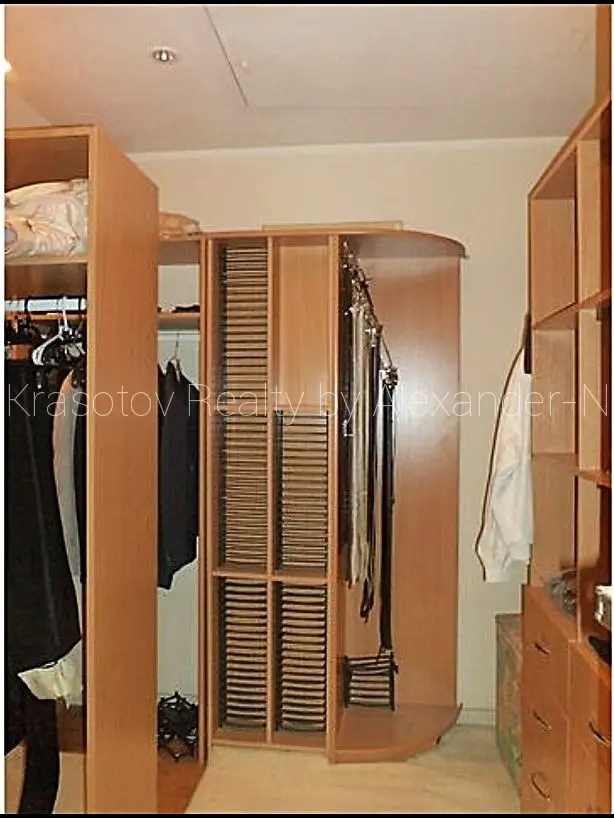 Фото Selling a 6-room apartment, 350 sq.m., Katerynynska Square 5 Odesa, price: 370000 $, code 598