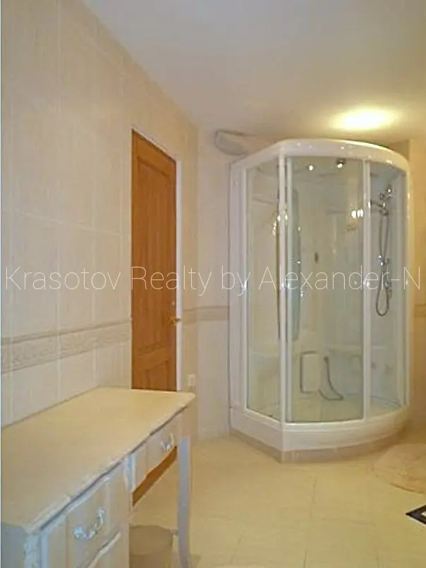 Фото Selling a 6-room apartment, 350 sq.m., Katerynynska Square 5 Odesa, price: 370000 $, code 598