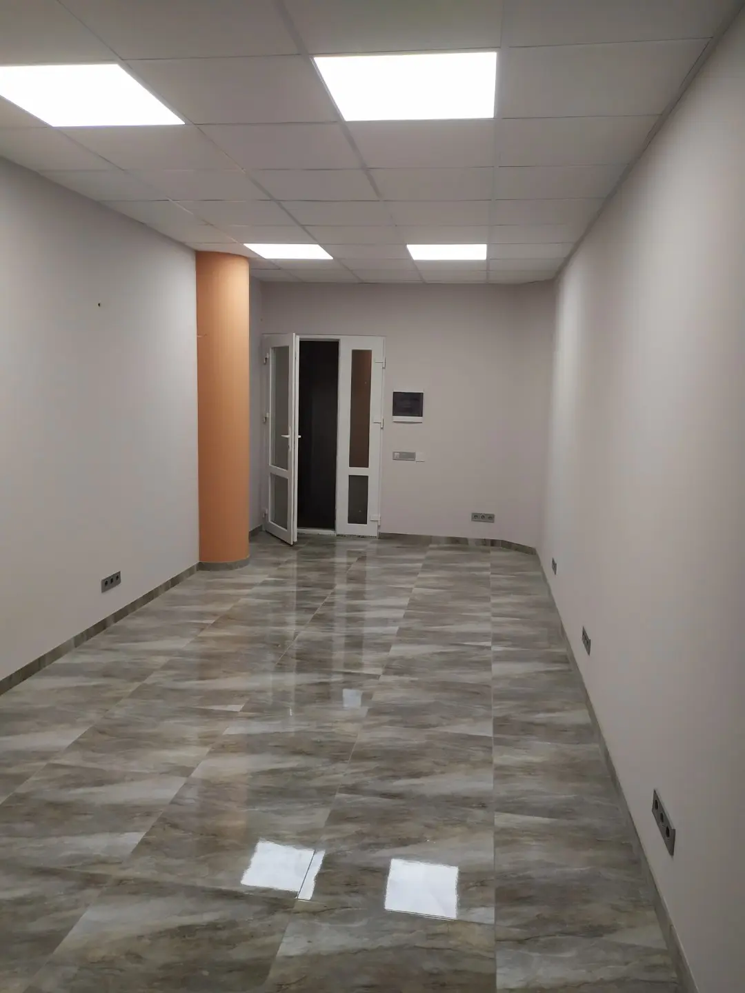 Фото Selling an office, 30 sq.m., Kniazhyi Zaton Street 9 Kyiv, price: 35000 $, code 606