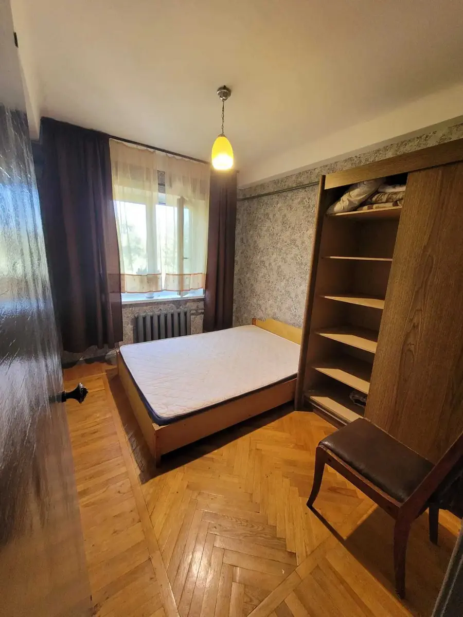 Фото Selling a 2-room apartment, 39 sq.m., Vidradnyi Avenue 18б Kyiv, price: 46000 $, code 607