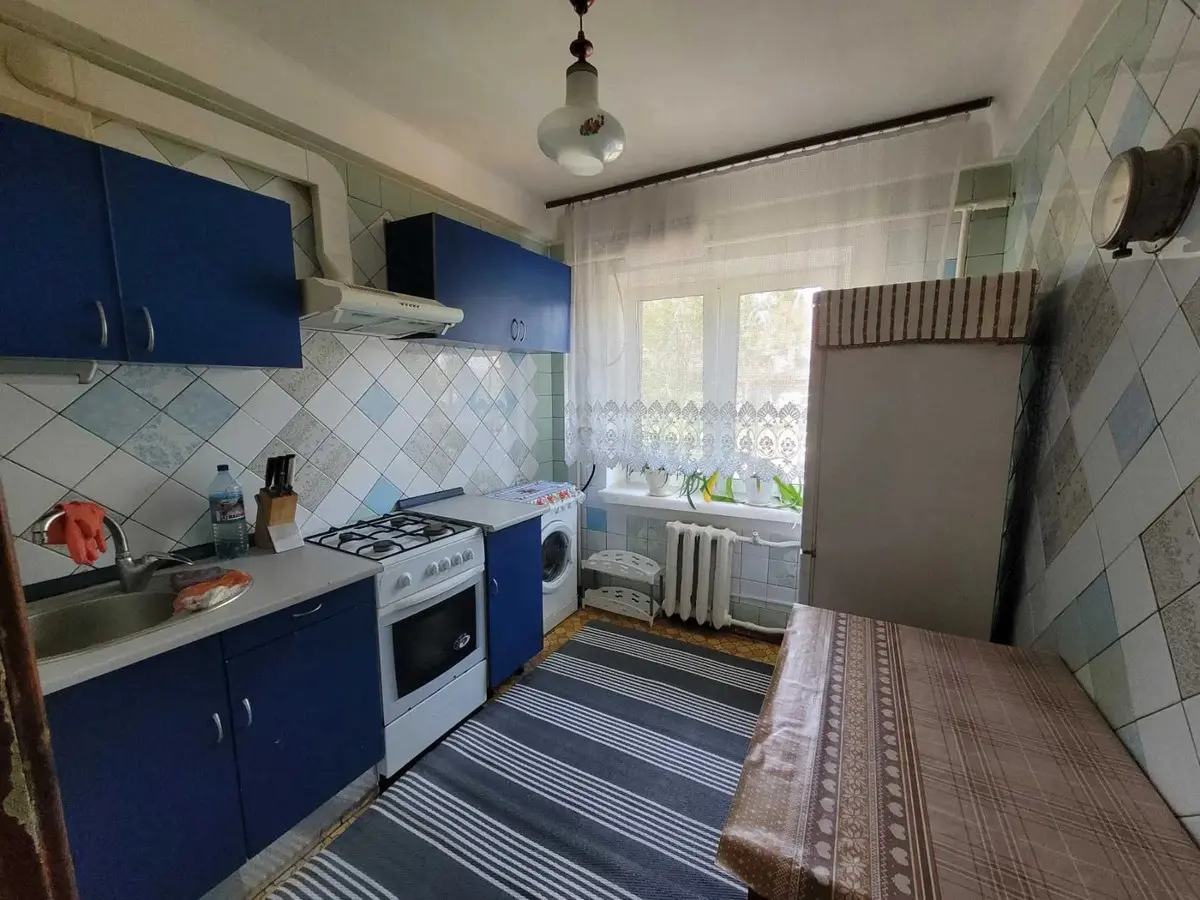 Фото Selling a 2-room apartment, 39 sq.m., Vidradnyi Avenue 18б Kyiv, price: 46000 $, code 607