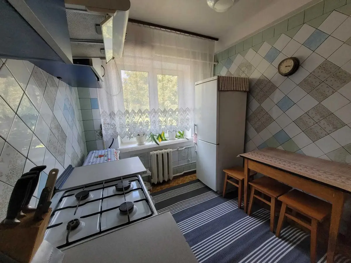 Фото Selling a 2-room apartment, 39 sq.m., Vidradnyi Avenue 18б Kyiv, price: 46000 $, code 607