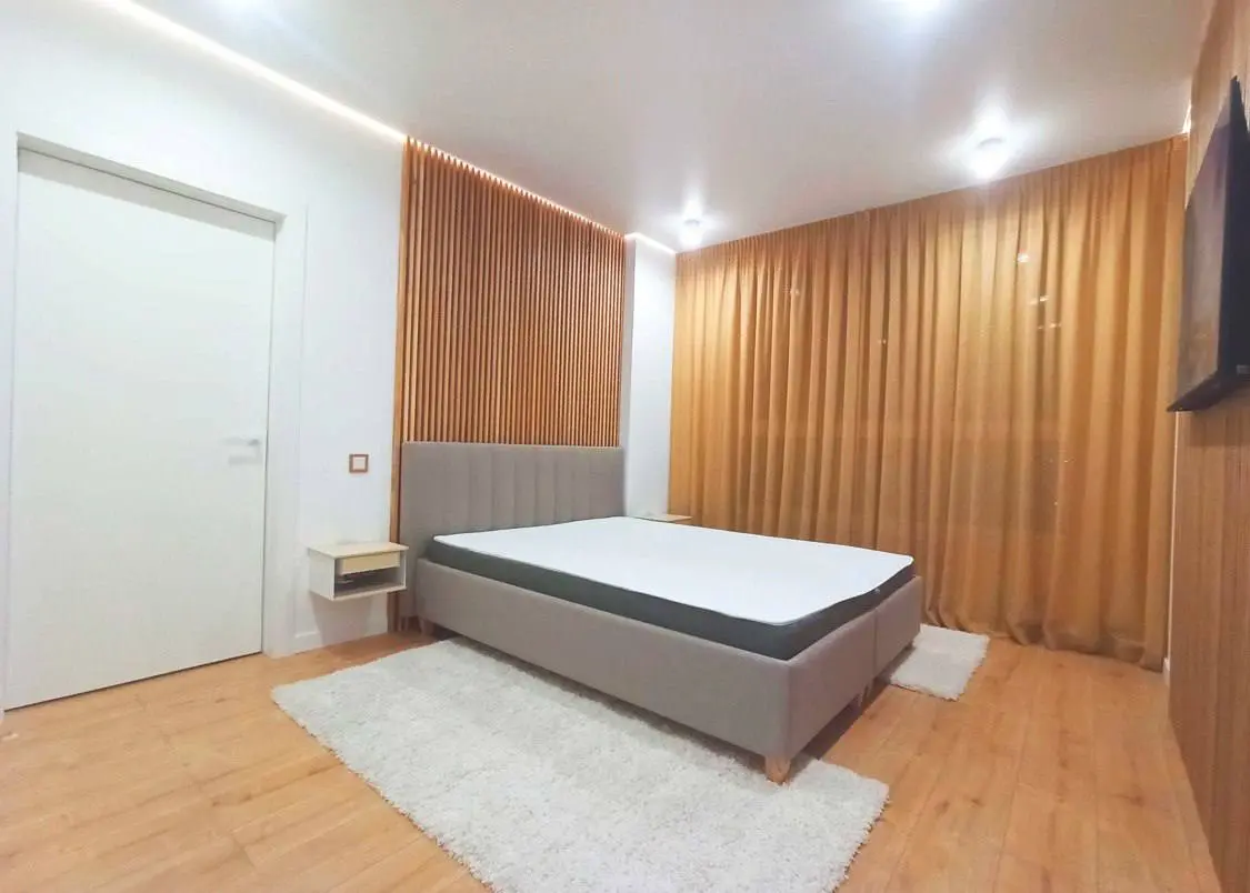 Фото Rent a 1-room apartment, Naberezhno-Rybalska road  Kyiv for long-term rent, price: 27000 UAH, code 608