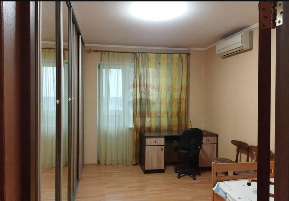 Фото Rent a 3-room apartment, Mykoly Zakrevskoho Street (Myloslavska Street) 43 Kyiv for long-term rent, price: 15000 UAH, code 614