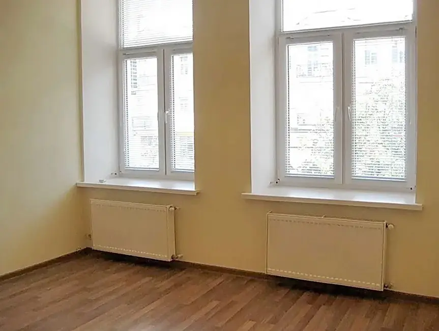 Фото Rent an office, Velyka Vasylkivska Street (Chervonoarmiiska Street;Krasnoarmeyskaya Street) 82 Kyiv for long-term rent, price: 45000 UAH, code 647