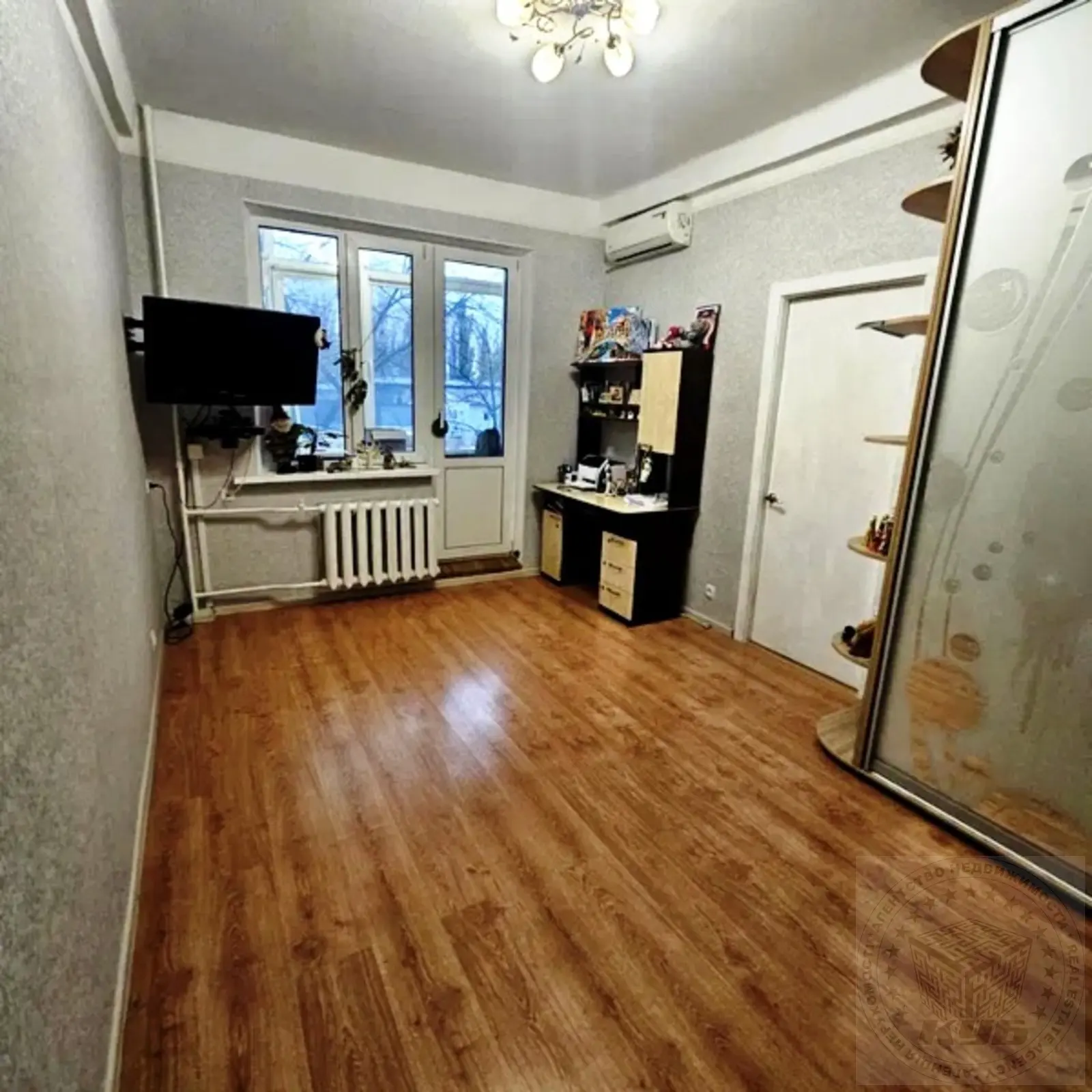 Фото Selling a 2-room apartment, 40 sq.m., Ushynskoho Street 3 Kyiv, price: 47900 $, code 671