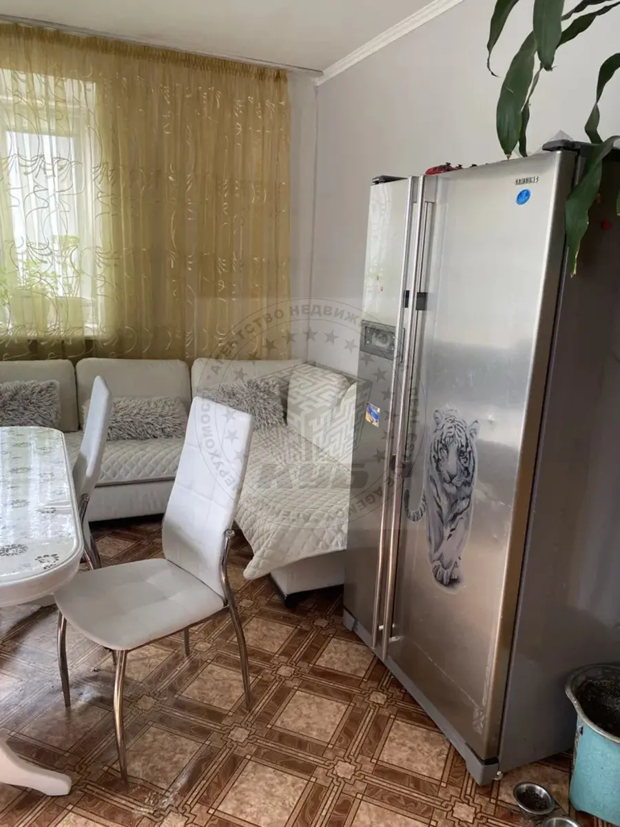 Фото Selling a 4-room apartment, 115 sq.m., Olevska Street 3а Kyiv, price: 140000 $, code 675