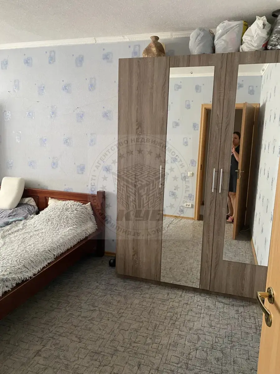 Фото Selling a 4-room apartment, 115 sq.m., Olevska Street 3а Kyiv, price: 140000 $, code 675