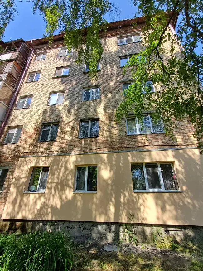 Фото Продаю 3 кімнатну квартиру, 50 кв. м, Східна вул.  Бровари, ціна: 13000 $, код 703