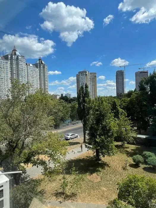 Фото Selling a 1-room apartment, 32 sq.m., Entuziastiv Street 33 Kyiv, price: 75000 $, code 730