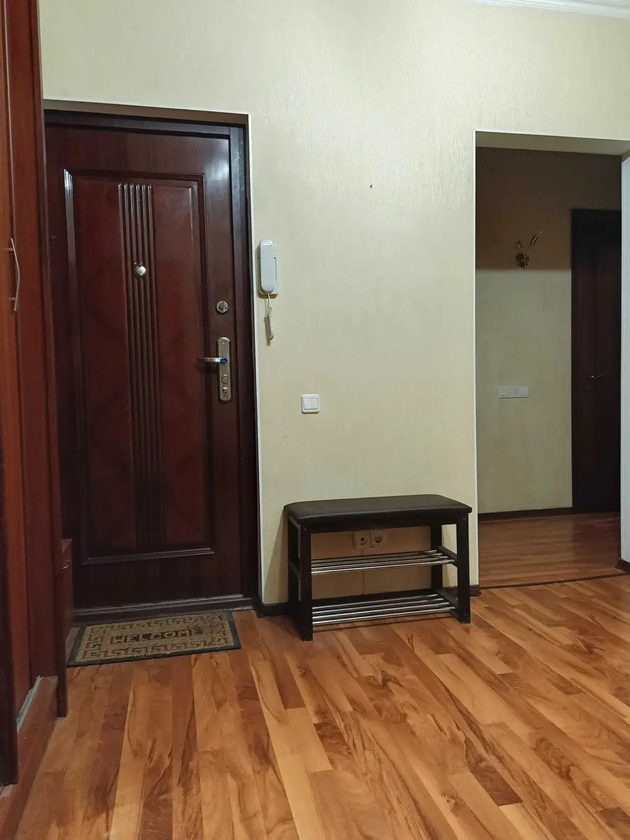 Фото Selling a 3-room apartment, 72 sq.m., Akademika Zabolotnoho Street 56 Kyiv, price: 95000 $, code 893