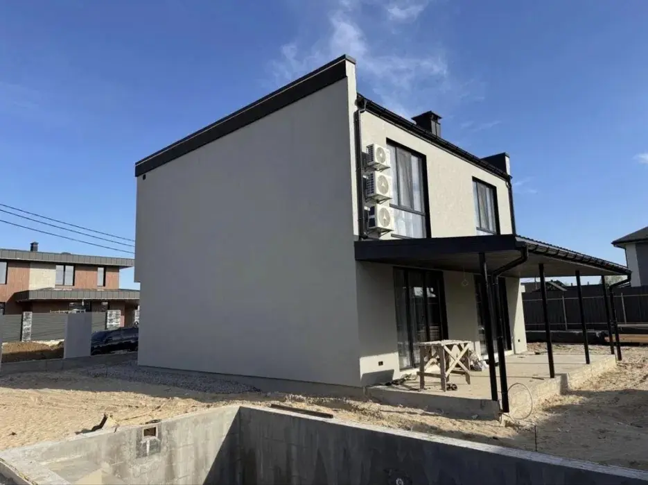 Фото Продаю дом, 170 кв. м, Центральная ул.  Киев, цена: 340000 $, код 1161