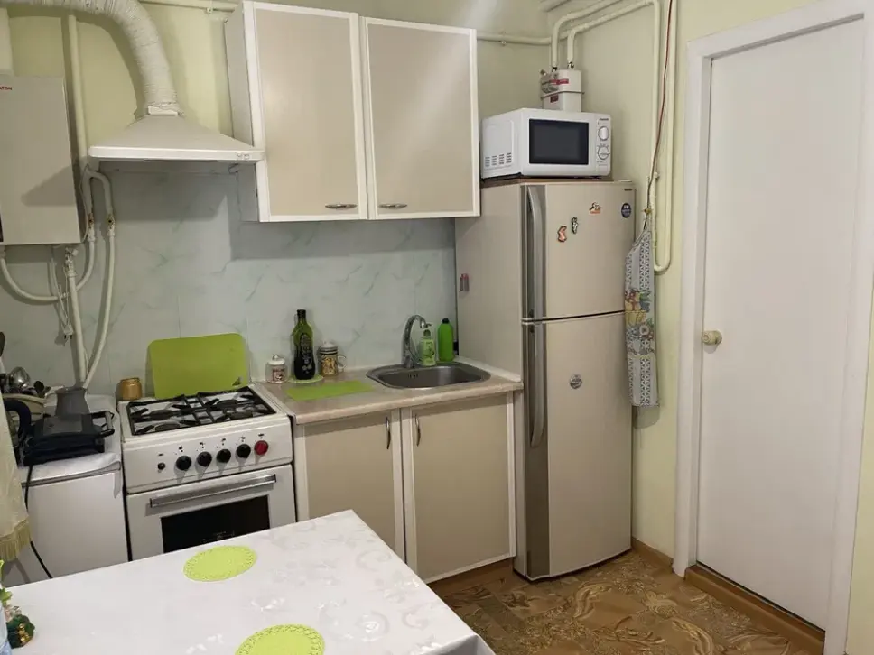 Фото Selling a 1-room apartment, 28 sq.m., Bohdana Khmelnytskoho Street  Odesa, price: 23000 $, code 1163