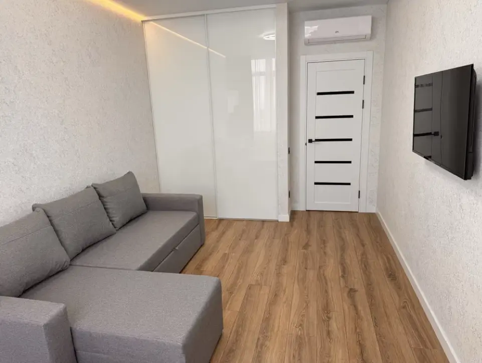 Фото Продаю 2-комнатную квартиру, 61 кв. м, Небесной Сотни просп. (Маршала Жукова)  Одесса, цена: 82000 $, код 1175