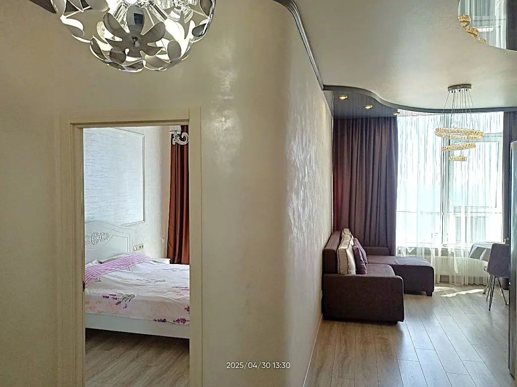Фото Зняти 1 кімнатну квартиру, Французький бульв. 60в Одеса в довгострокову оренду, ціна: 700 $, код 1183