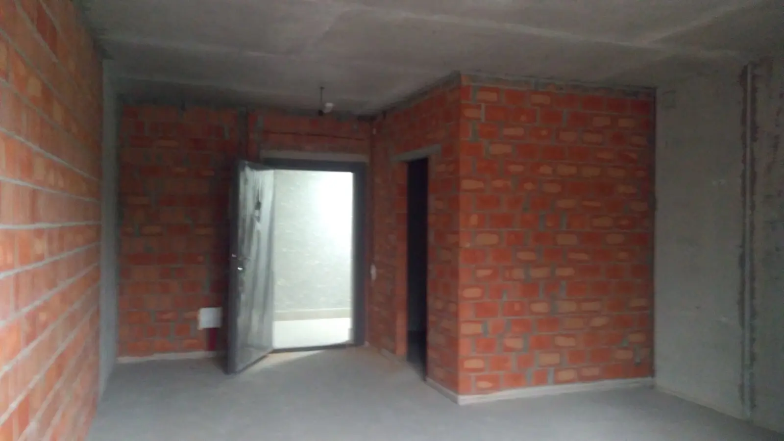 Фото Selling a 1-room apartment, 31 sq.m., Kvitki Cisyk street (Hamarnyka Street) 32 Kyiv, price: 32000 $, code 1184