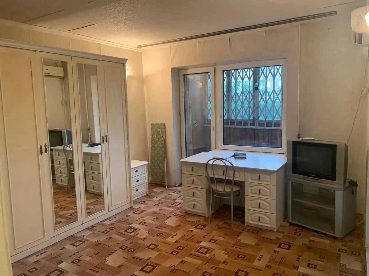 Фото Rent a 1-room apartment, Pravdy Avenue 70б Kyiv for long-term rent, price: 9500 грн, code 1190