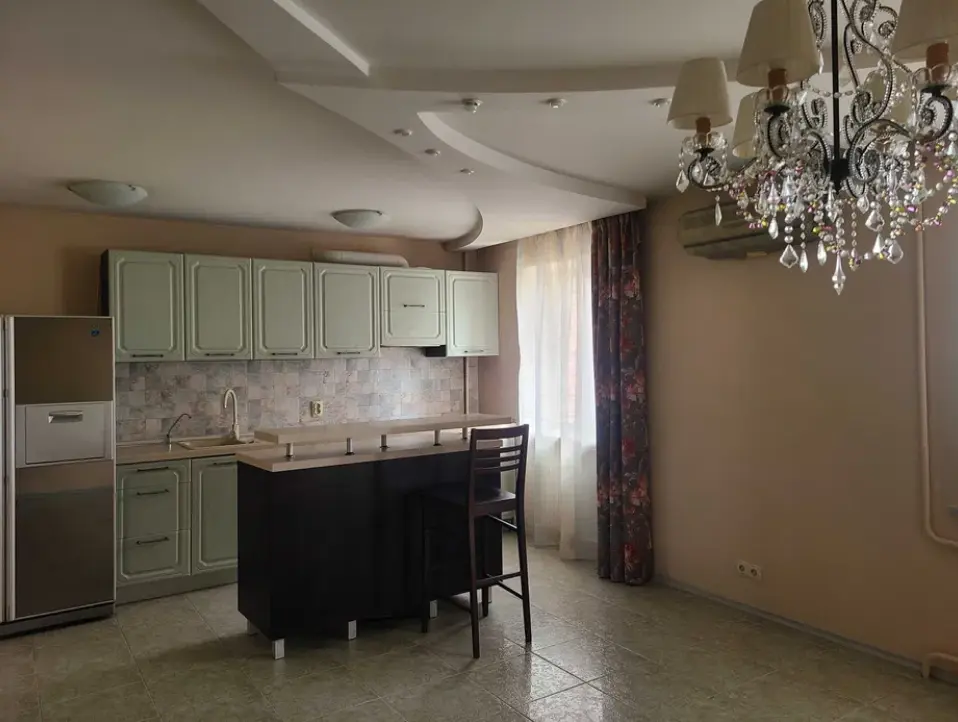Фото Продаю 3 кімнатну квартиру, 125 кв. м, Левітана вул.  Одеса, ціна: 91000 $, код 1193