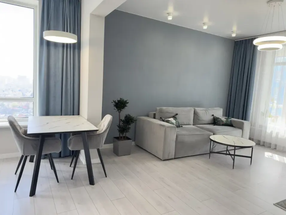 Фото Продаю 3 кімнатну квартиру, 87 кв. м, Толбухіна вул.  Одеса, ціна: 126000 $, код 1200