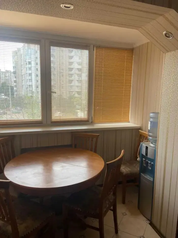 Фото Продаю 4 кімнатну квартиру, 87 кв. м, Лісківська вул. 4 Київ, ціна: 87000 $, код 1201