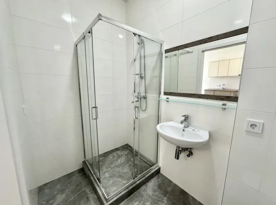 Фото Продаю 1 кімнатну квартиру, 43 кв. м, Авдєєва-Чорноморського вул.  Одеса, ціна: 85000 $, код 1211